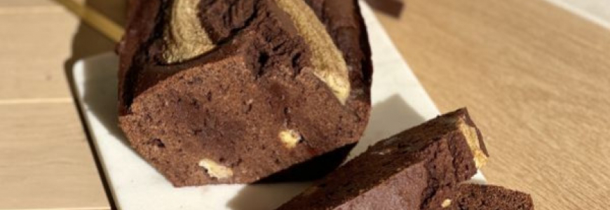 Recette : Cake hyper fondant - Cacao, banane et amande